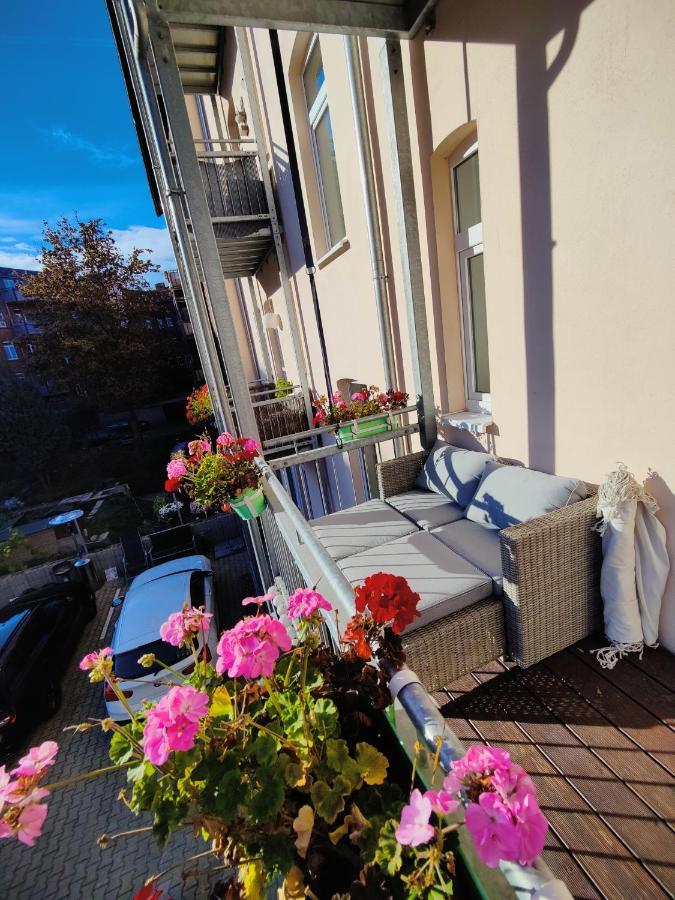 Neu Sanierte Wohnung Mit Balkon Und Stellplatz Erfurt Dış mekan fotoğraf